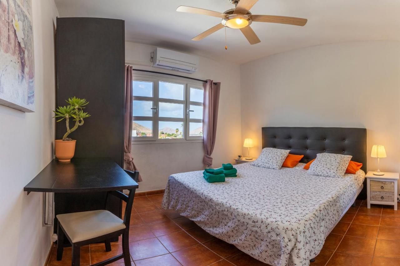 Bed & Breakfast Timanfaya 3*
