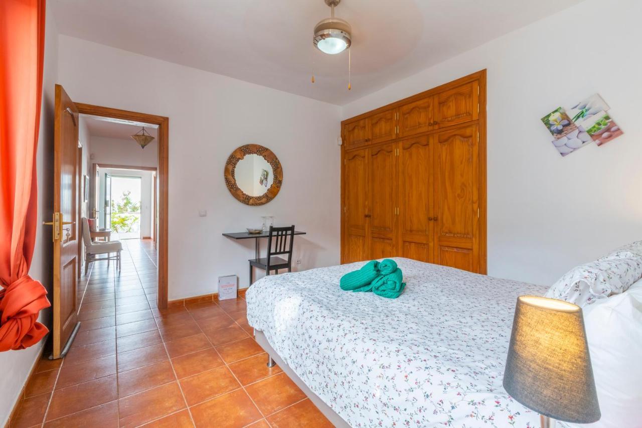 Bed & Breakfast Timanfaya 3*